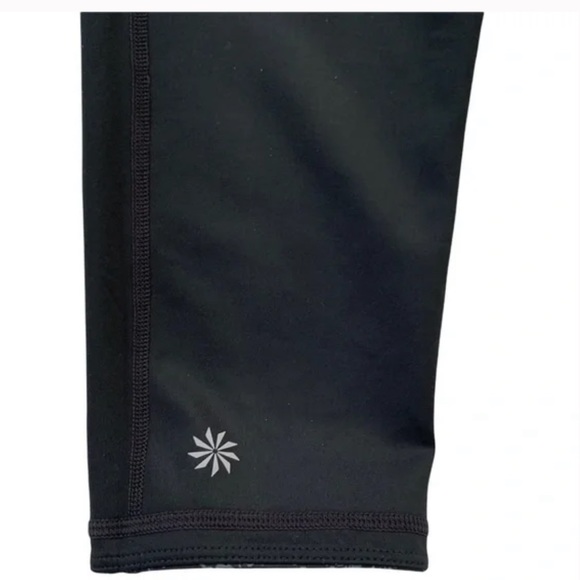 Athleta Reversible Woodlands Chaturanga Cropped Leggings - Picture 7 of 7